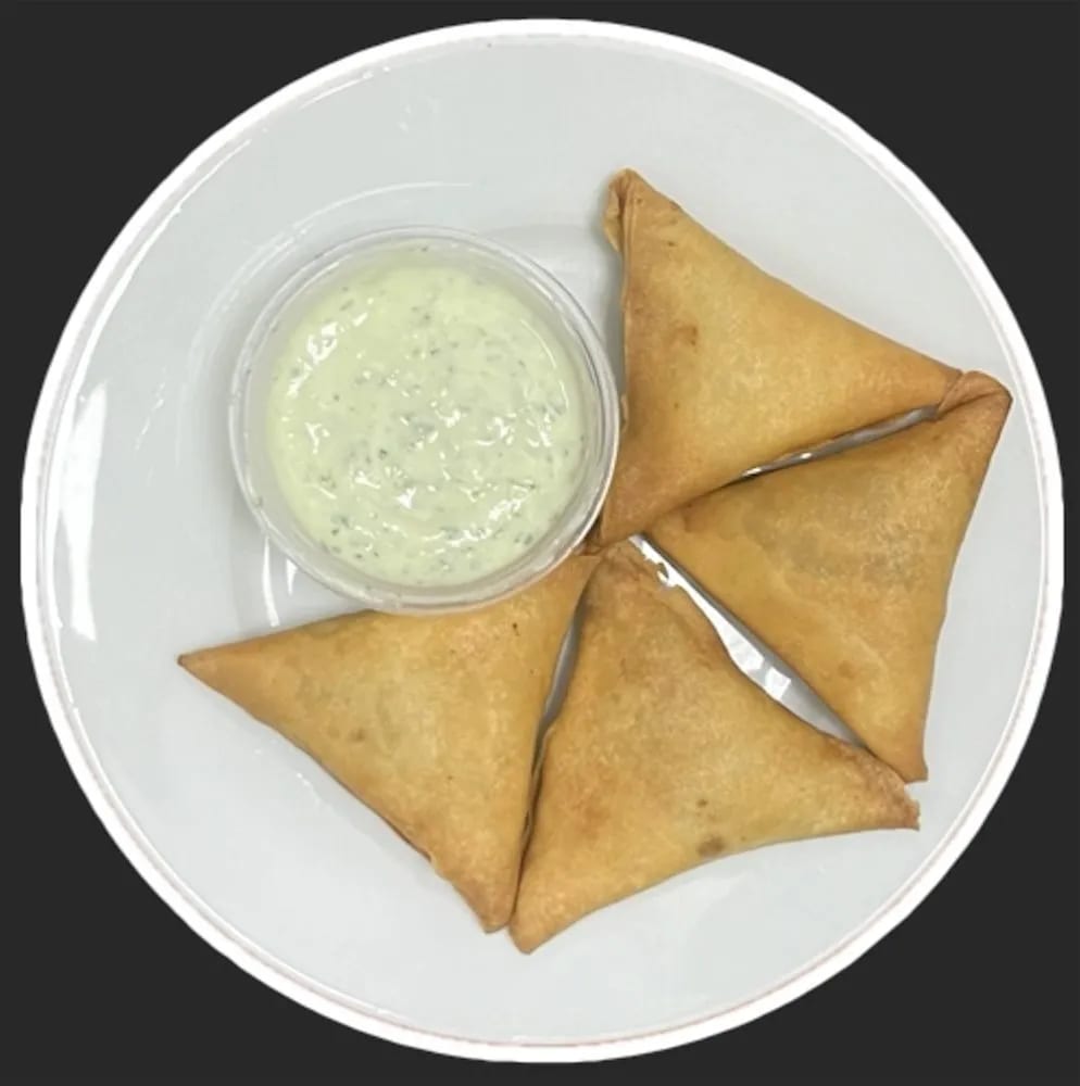 Chicken Samosa (4 Pcs).
